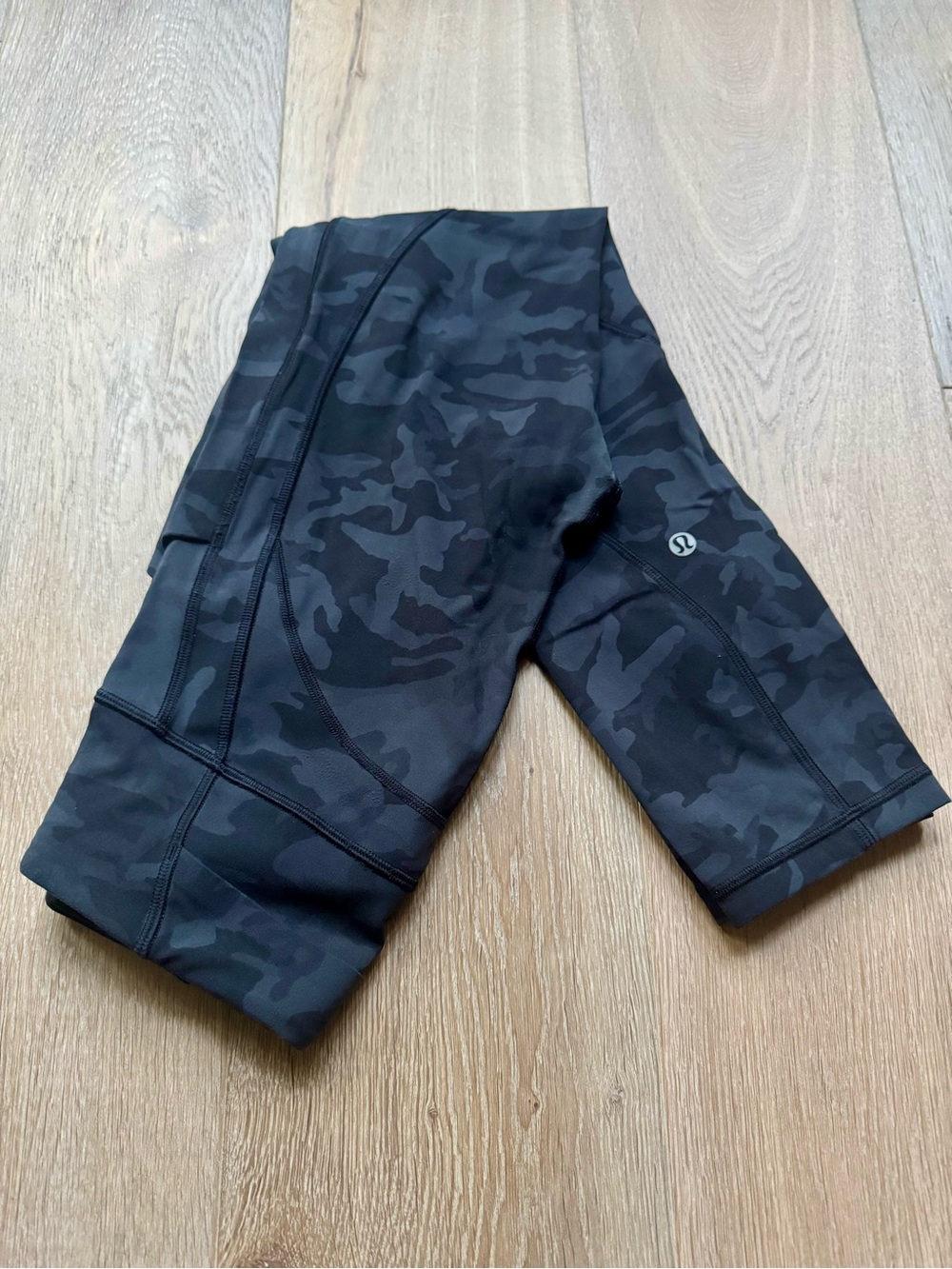 lululemon Time To Sweat Leggings in Black Camo 23’